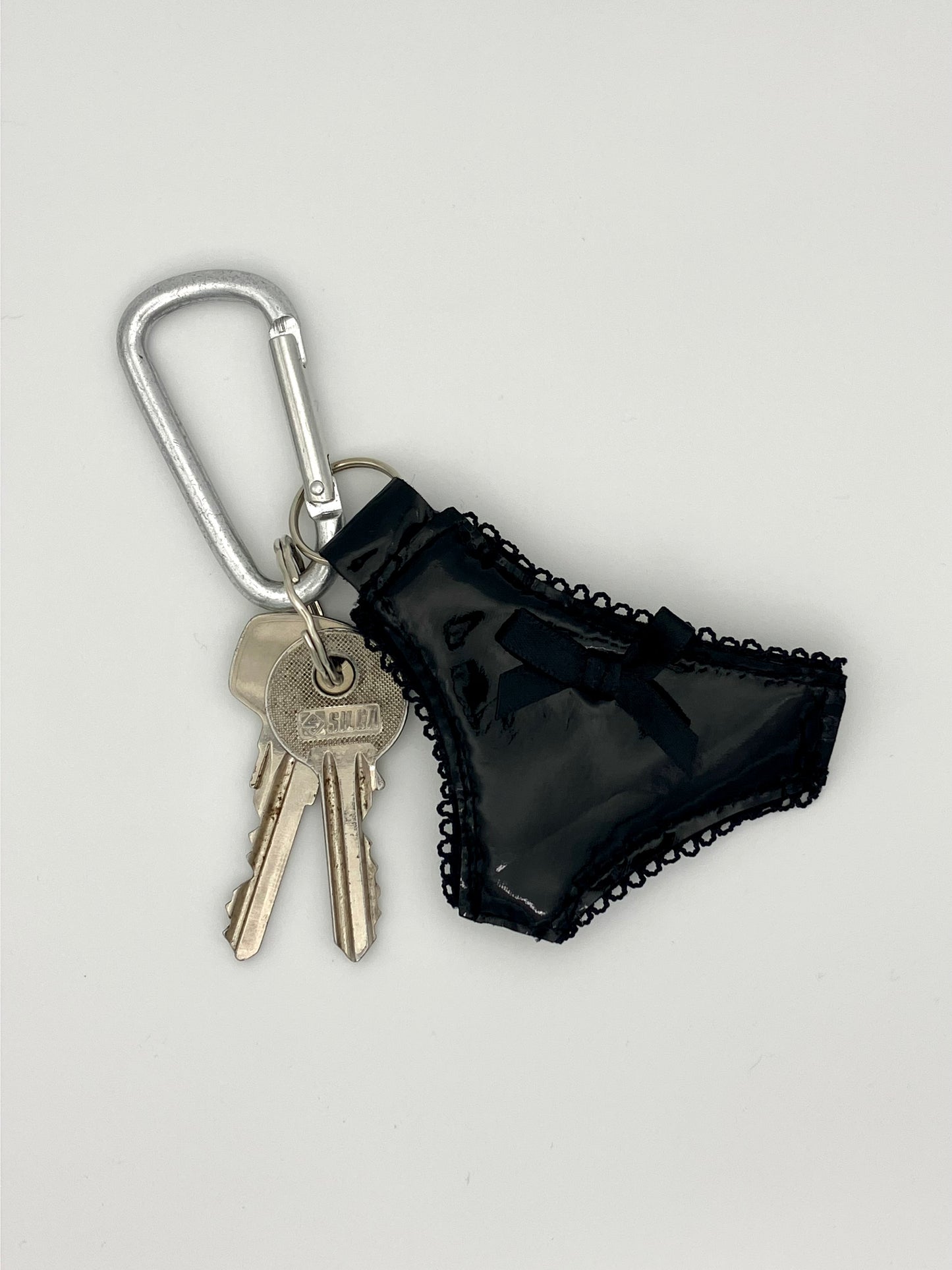 DIRTY NELLY KEYRING