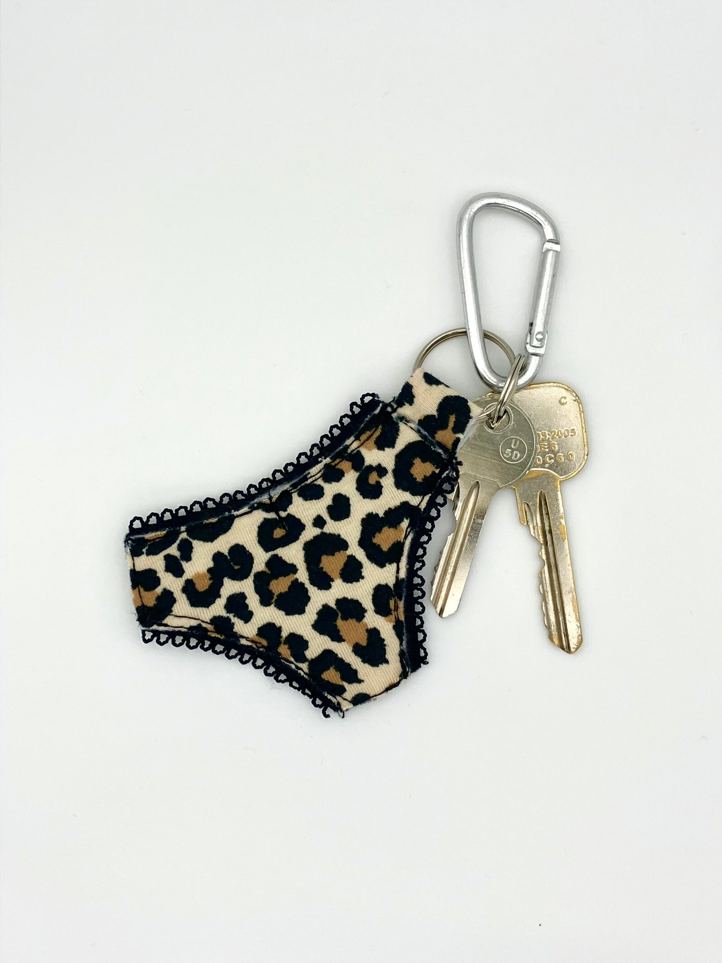 DIRTY NELLY KEYRING
